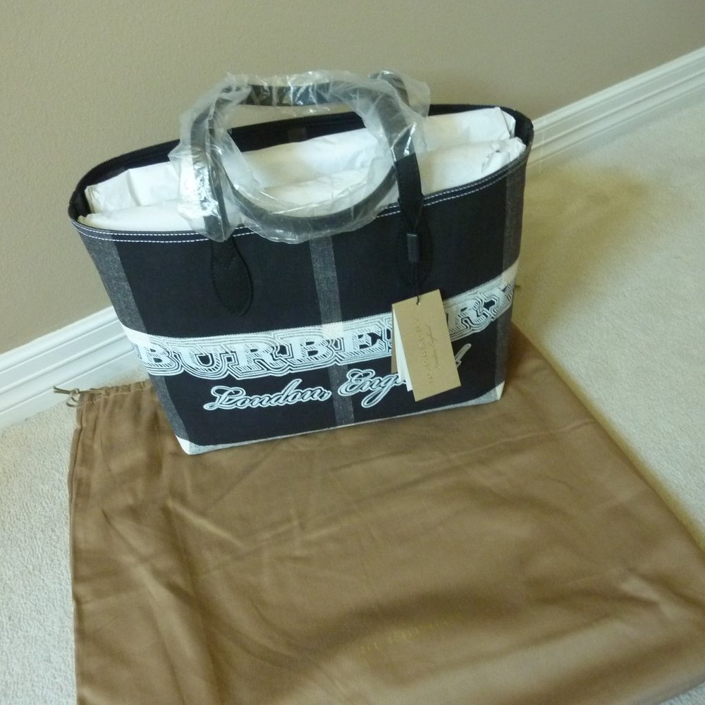 Burberry 'Doodle' Medium Canvas Check Pattern Tote